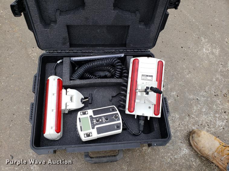 image for item EN9858 1999 Somero S100 laser screed