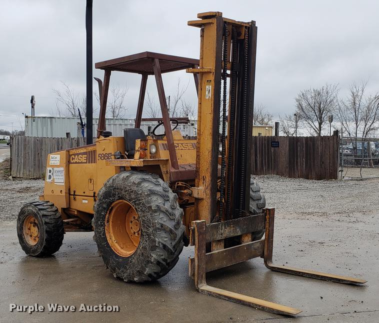 image for item EN9860 Case 586E Construction King forklift