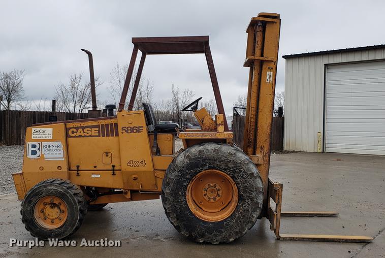 image for item EN9860 Case 586E Construction King forklift
