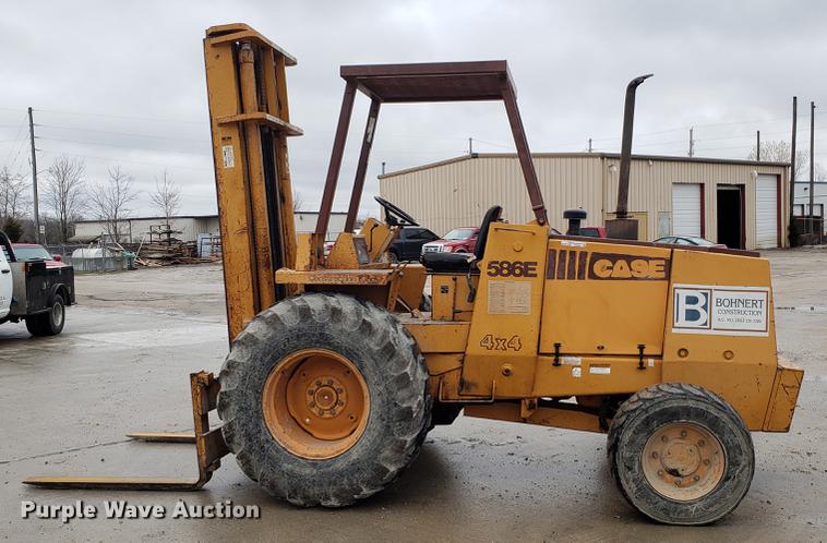 image for item EN9860 Case 586E Construction King forklift