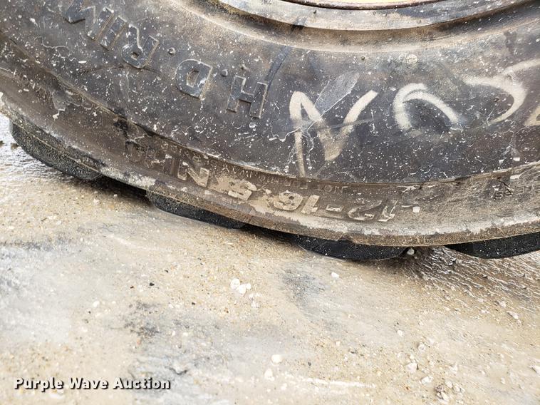 image for item EN9860 Case 586E Construction King forklift