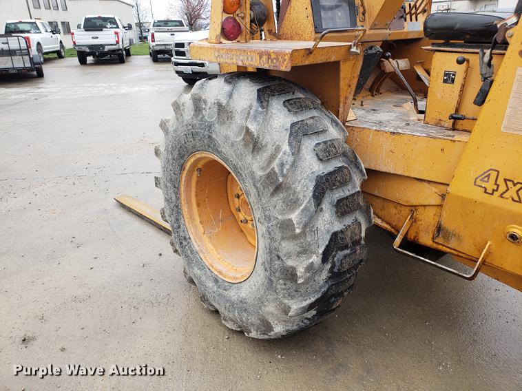 image for item EN9860 Case 586E Construction King forklift