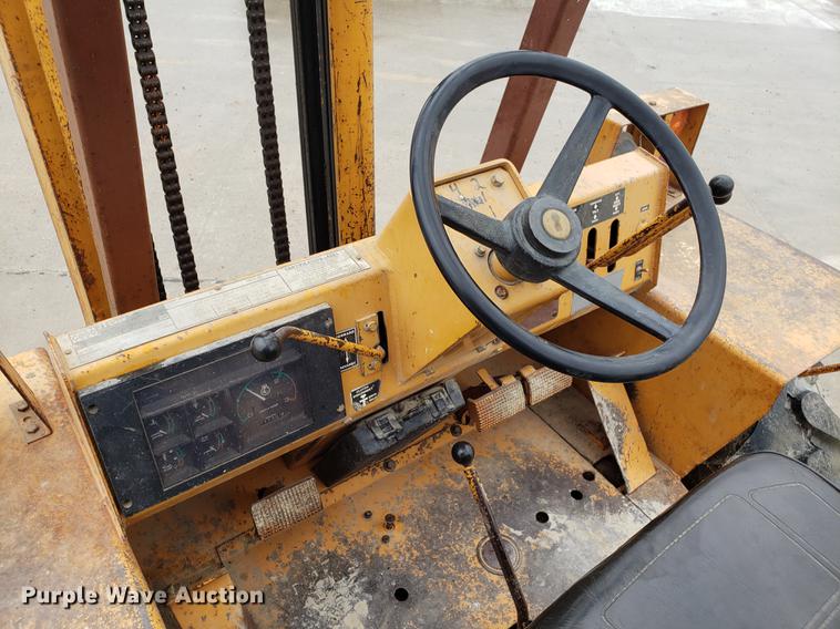 image for item EN9860 Case 586E Construction King forklift