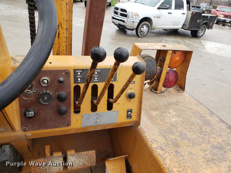 image for item EN9860 Case 586E Construction King forklift