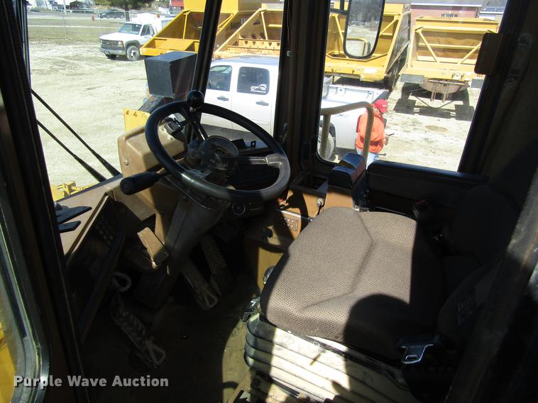 image for item EU9594 1992 Caterpillar 950F wheel loader