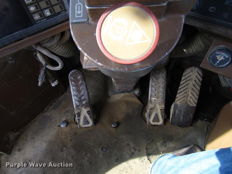 image for item EU9594 1992 Caterpillar 950F wheel loader