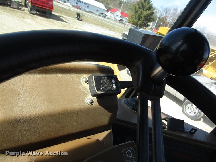 image for item EU9594 1992 Caterpillar 950F wheel loader