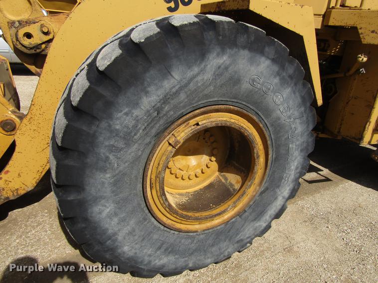 image for item EU9594 1992 Caterpillar 950F wheel loader