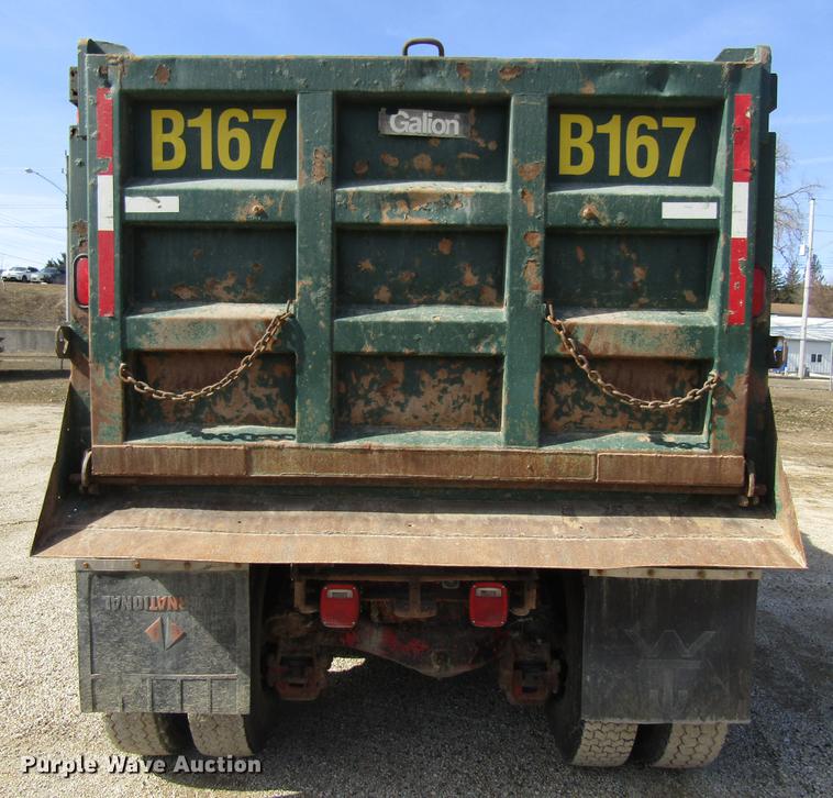 image for item EU9595 1986 Mack DM600 dump truck