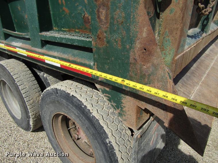 image for item EU9595 1986 Mack DM600 dump truck