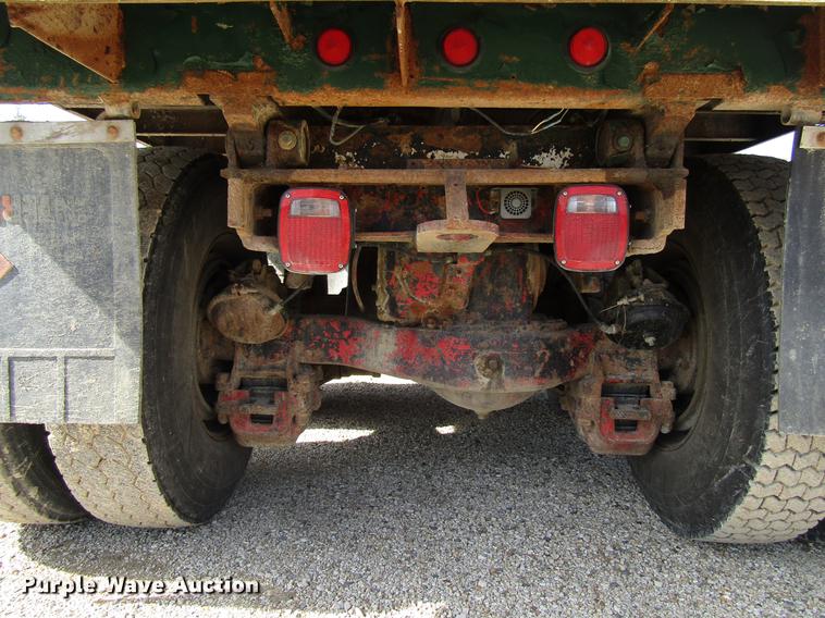 image for item EU9595 1986 Mack DM600 dump truck