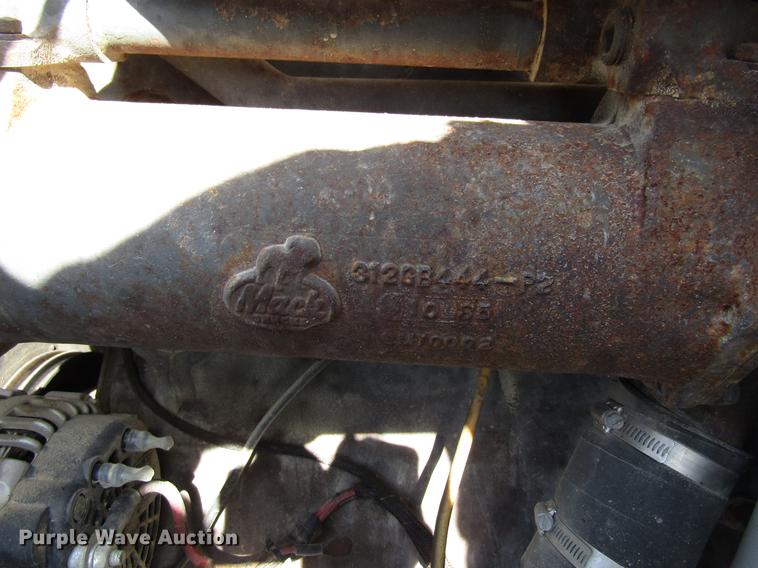 image for item EU9595 1986 Mack DM600 dump truck