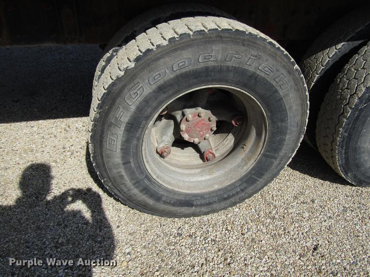 image for item EU9595 1986 Mack DM600 dump truck