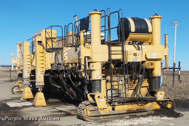 image for item EW9991 1997 Gomaco GP2600 slipform paver