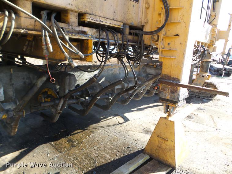 image for item EW9991 1997 Gomaco GP2600 slipform paver