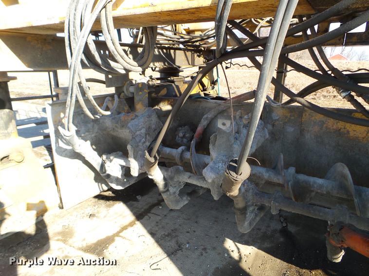 image for item EW9991 1997 Gomaco GP2600 slipform paver