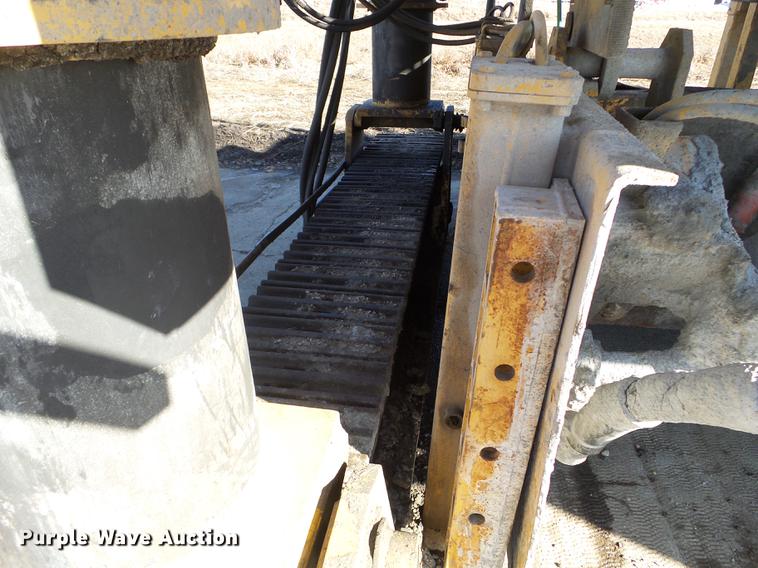 image for item EW9991 1997 Gomaco GP2600 slipform paver