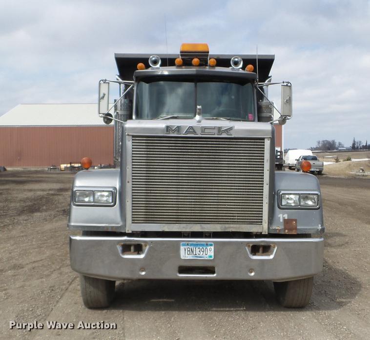image for item EW9994 1987 Mack RW713 dump truck