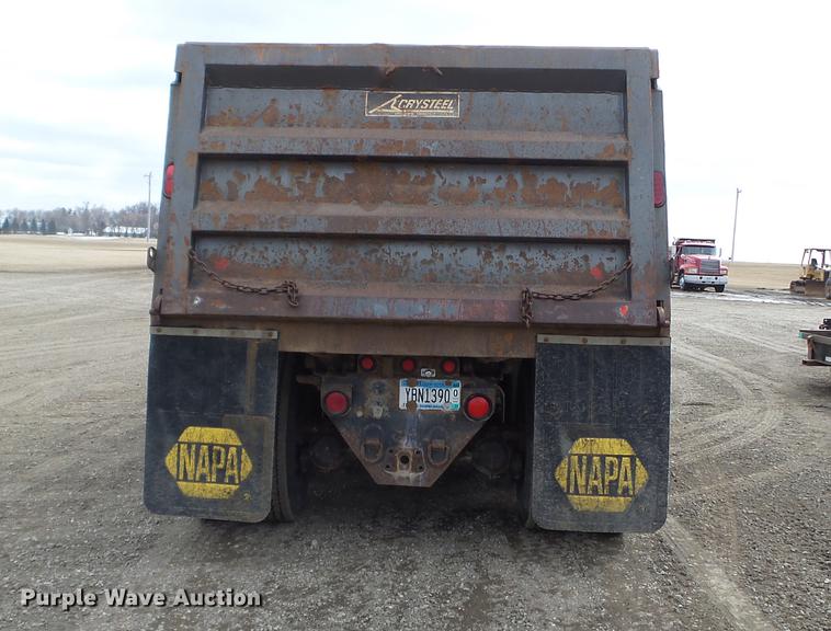 image for item EW9994 1987 Mack RW713 dump truck