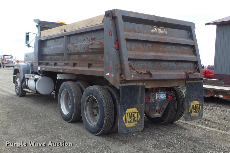 image for item EW9994 1987 Mack RW713 dump truck