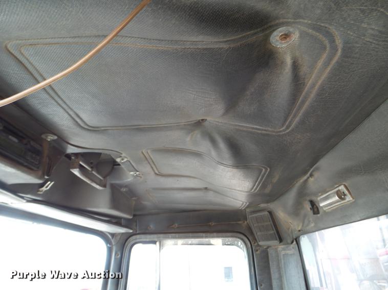 image for item EW9994 1987 Mack RW713 dump truck