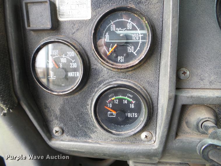 image for item EW9994 1987 Mack RW713 dump truck