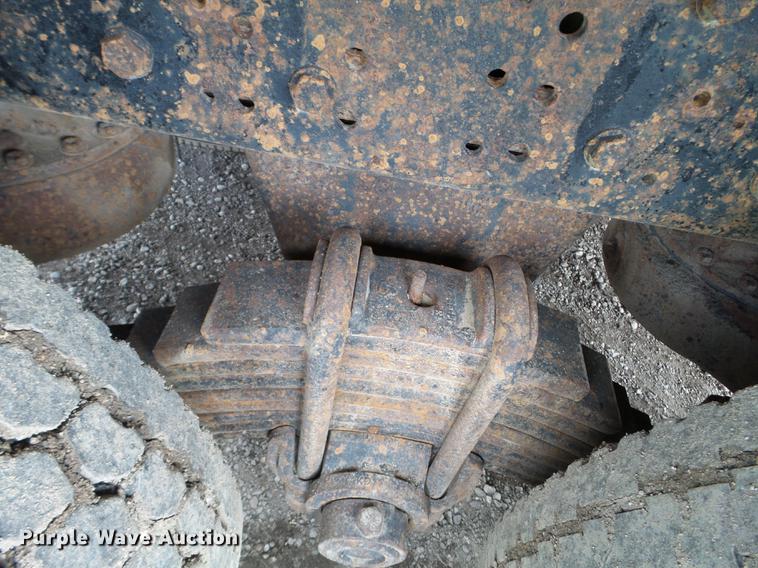 image for item EW9994 1987 Mack RW713 dump truck