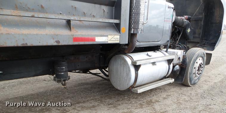 image for item EW9994 1987 Mack RW713 dump truck