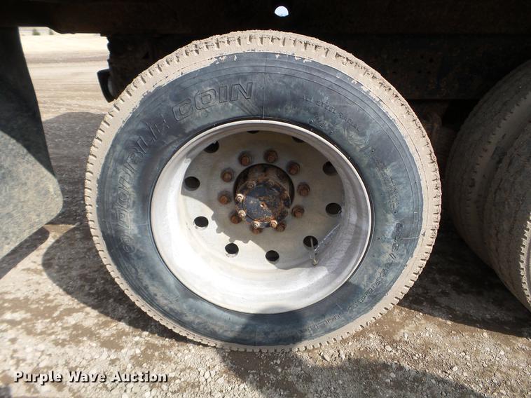 image for item EW9994 1987 Mack RW713 dump truck