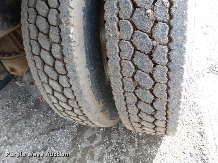 image for item EW9994 1987 Mack RW713 dump truck