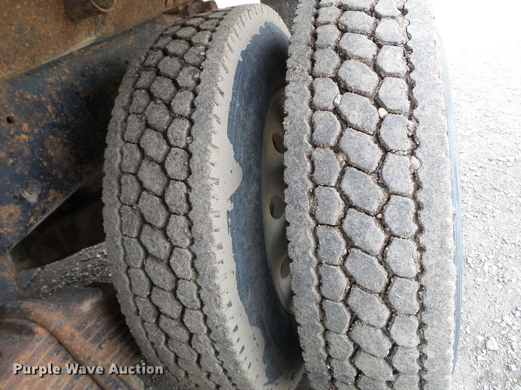 image for item EW9994 1987 Mack RW713 dump truck