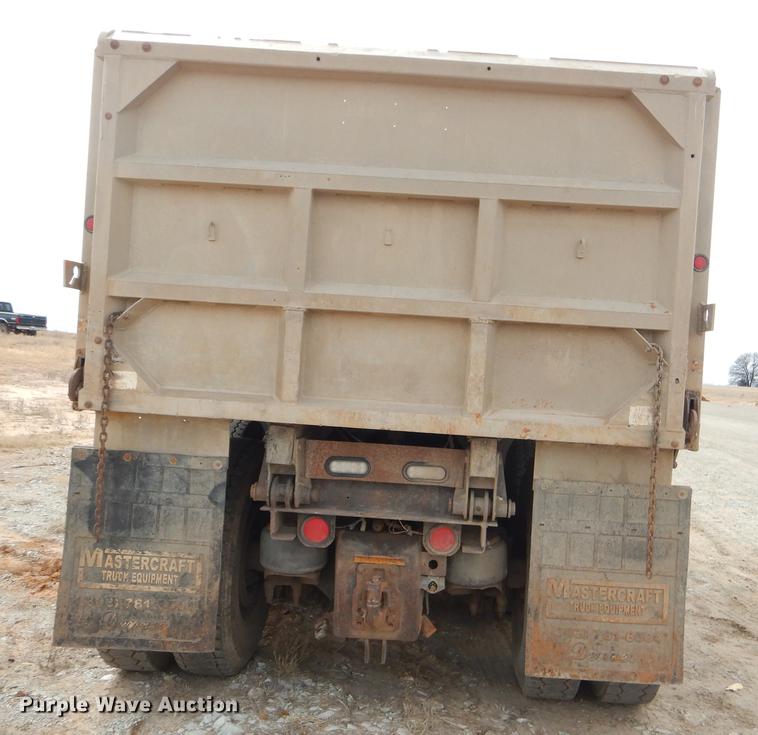 image for item EZ9795 1988 Peterbilt 379 dump truck