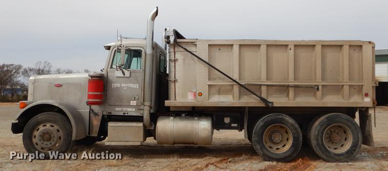 image for item EZ9795 1988 Peterbilt 379 dump truck