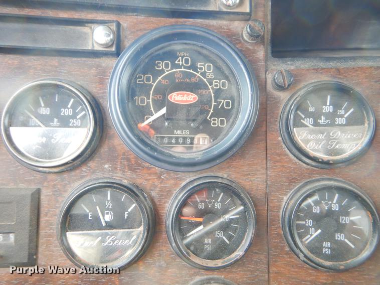 image for item EZ9795 1988 Peterbilt 379 dump truck