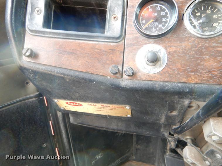 image for item EZ9795 1988 Peterbilt 379 dump truck