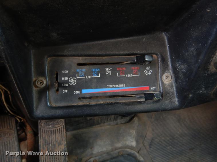 image for item EZ9795 1988 Peterbilt 379 dump truck