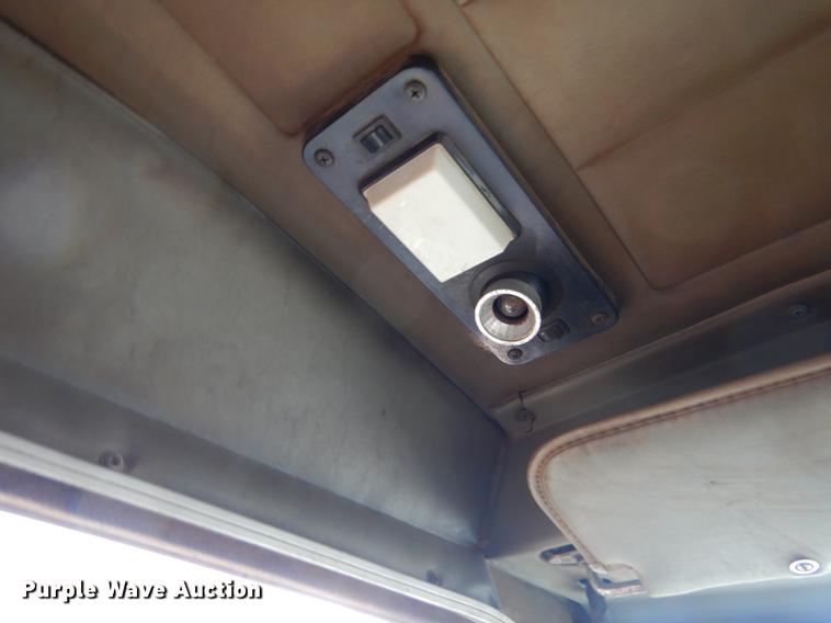 image for item EZ9795 1988 Peterbilt 379 dump truck