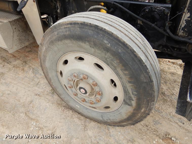 image for item EZ9795 1988 Peterbilt 379 dump truck