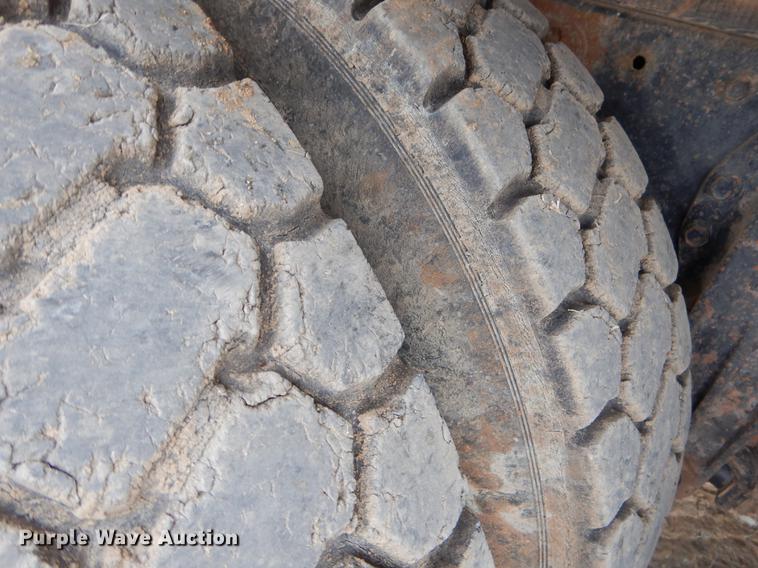 image for item EZ9795 1988 Peterbilt 379 dump truck