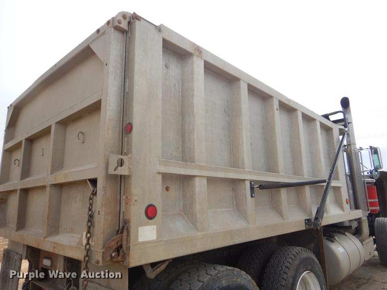 image for item EZ9795 1988 Peterbilt 379 dump truck