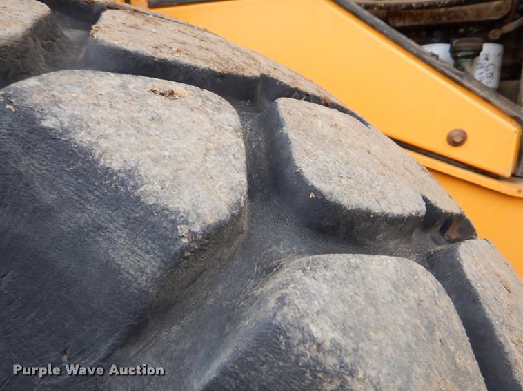 image for item EZ9844 2004 Volvo L70E wheel loader