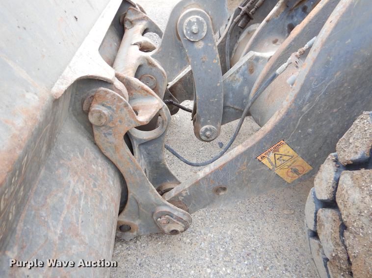 image for item EZ9844 2004 Volvo L70E wheel loader