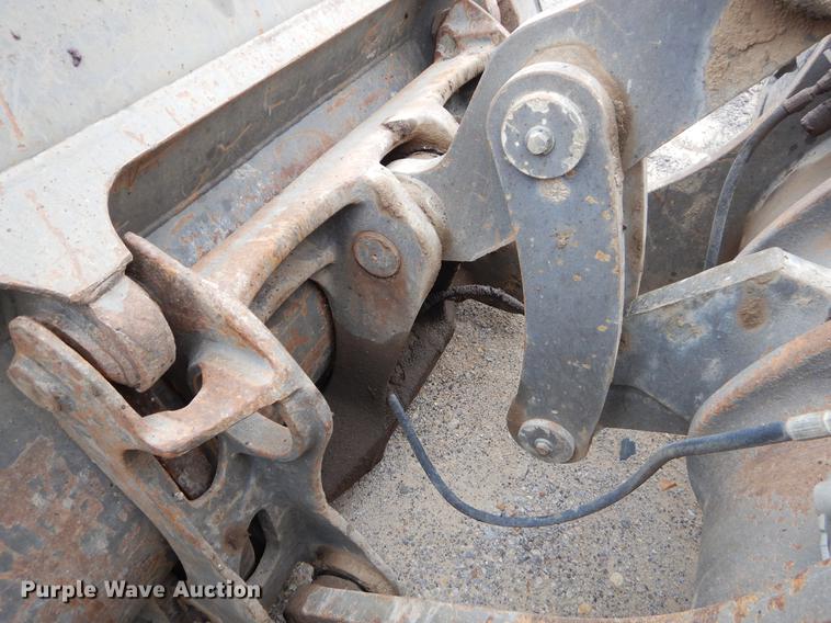 image for item EZ9844 2004 Volvo L70E wheel loader