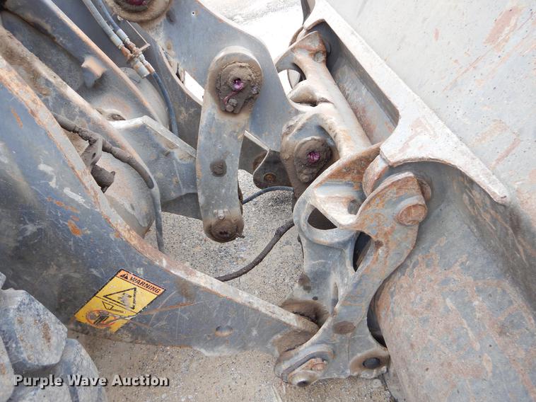 image for item EZ9844 2004 Volvo L70E wheel loader