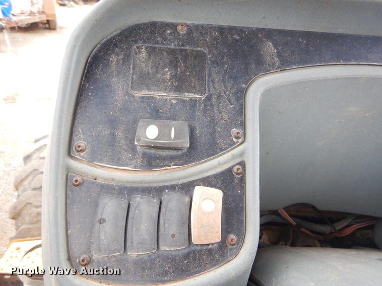 image for item EZ9845 2001 Caterpillar 420D backhoe