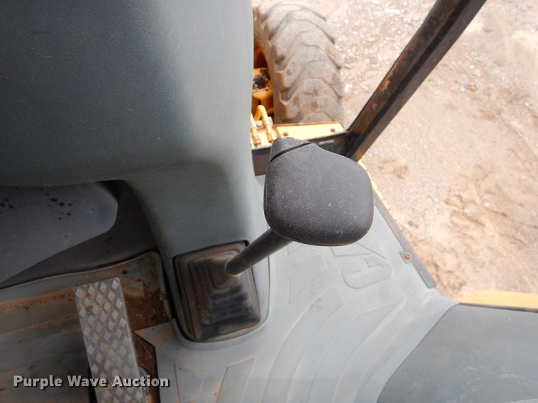 image for item EZ9845 2001 Caterpillar 420D backhoe