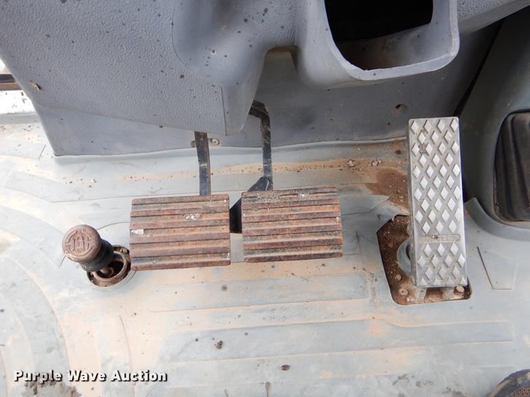 image for item EZ9845 2001 Caterpillar 420D backhoe