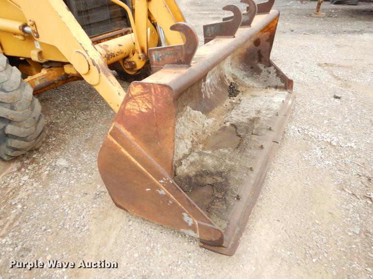 image for item EZ9845 2001 Caterpillar 420D backhoe