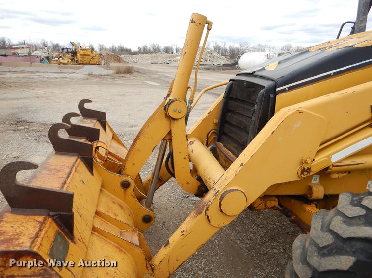 image for item EZ9845 2001 Caterpillar 420D backhoe