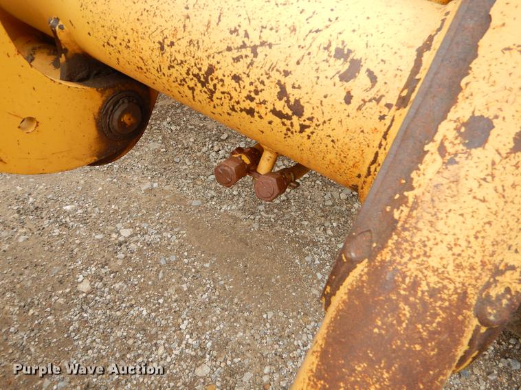 image for item EZ9845 2001 Caterpillar 420D backhoe